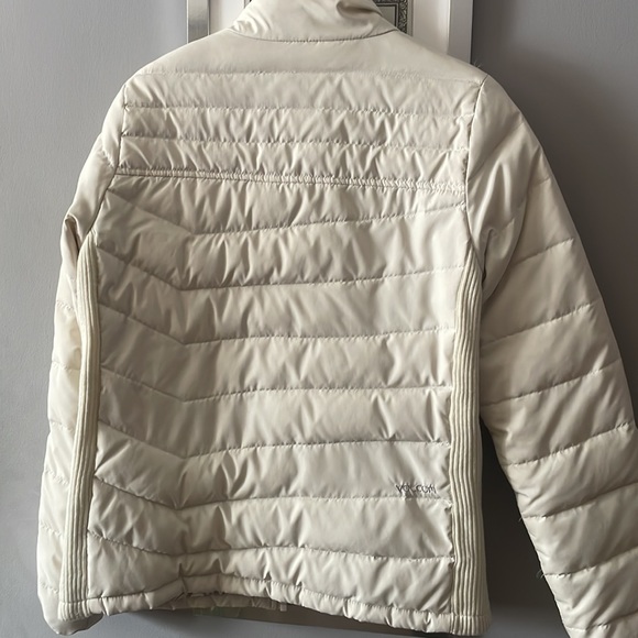 Cream color ski jacket - Picture 7 of 8